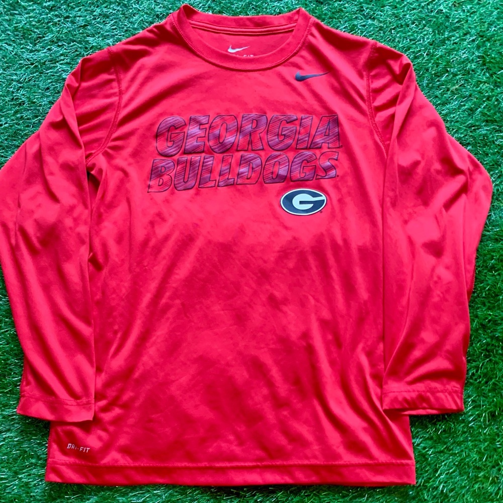 Nike Georgia Bulldogs Youth Large Long Sleeved DriFit T-Shirt